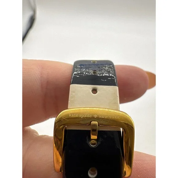 Kate Spade New York Metro Watch 0260 Gold Tone Black White Stripe Leather Band - Picture 7 of 11